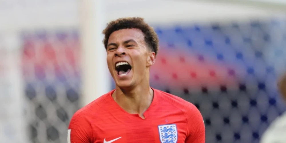 Деле Алли екі жылдан кейін алғаш рет ойынға тіркелді