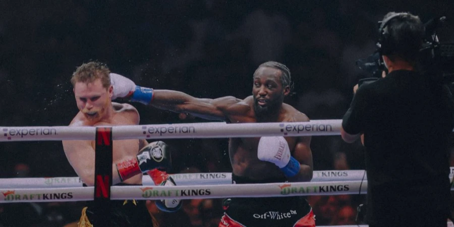 «Канело изношен». Отец чемпиона WBC, Бенавидеса — о крахе Сауля Альвареса