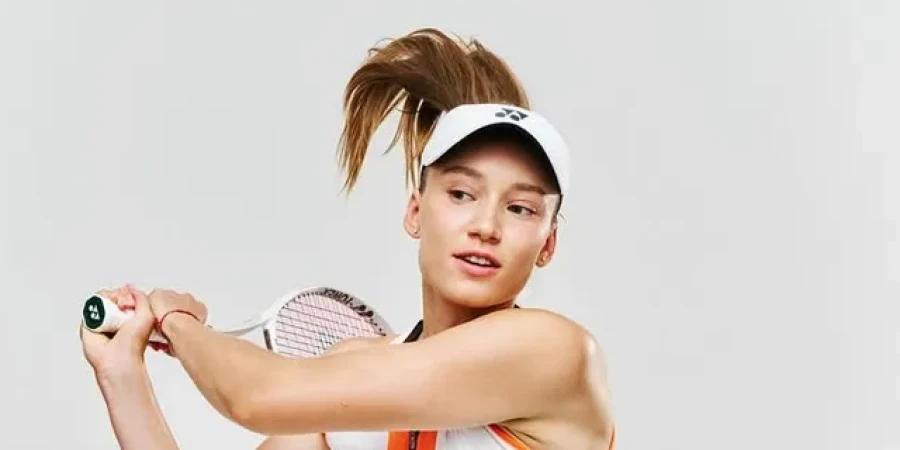 Казахстанка Елена Рыбакина преподала урок тенниса на старте US Open