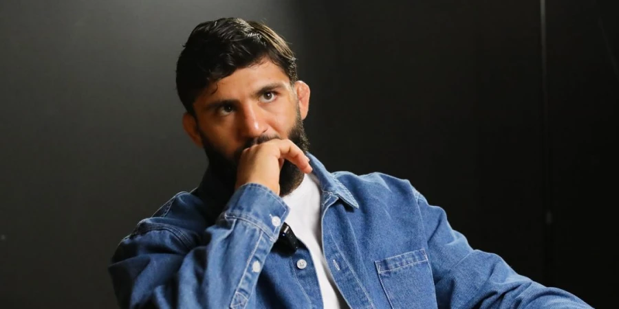 Лидер легкого веса UFC Царукян не собирается бегать от чемпиона