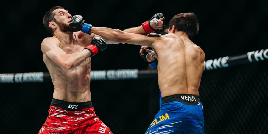 Максум ни в чем не уступал Уланбекову в UFC