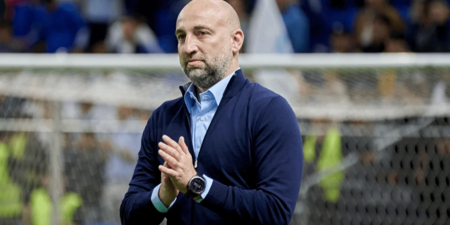 «Я никуда не сбегал». Экс-наставник сборной Казахстана о переговорах с «Актобе»