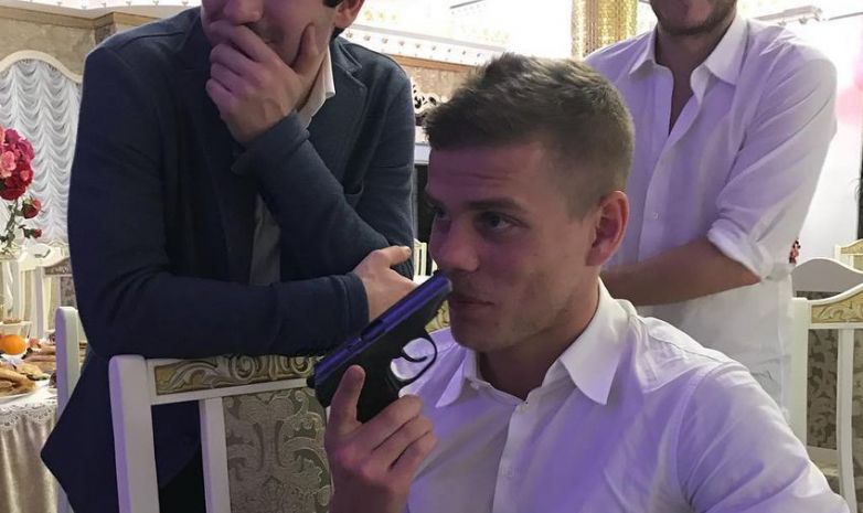 Кокорин досының үйлену тойында тапаншамен оқ атты