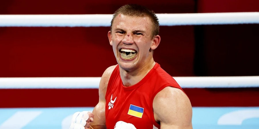 Лишивший Казахстан «золота» Олимпиады боксер сразу нокаутировал соперника в профи