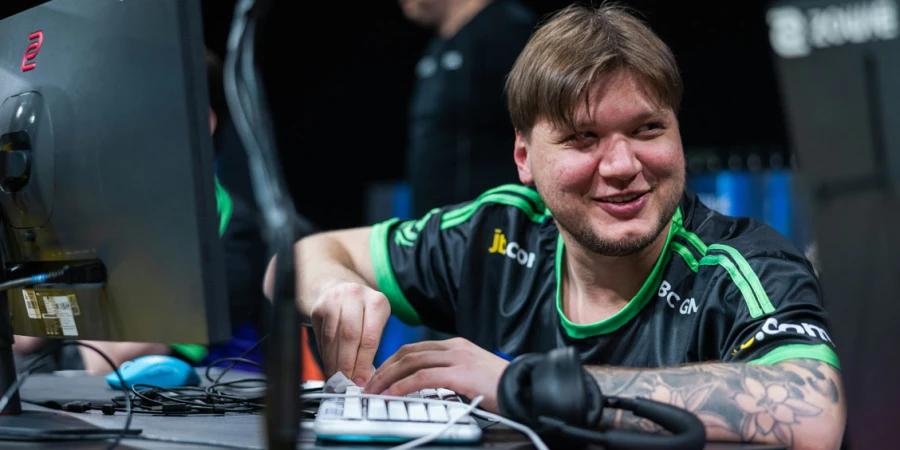 S1mple заявил, что в прайме ему не было равных среди снайперов
