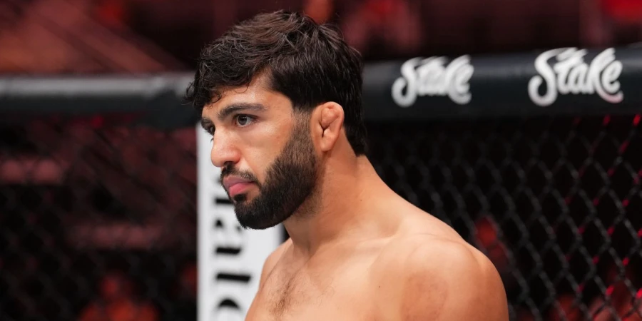 Деметриус Джонсон дал прогноз на чемпионское будущее Царукяна