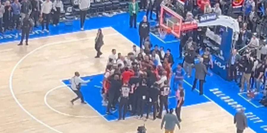 Редкий матч НБА обходится без мордобоя