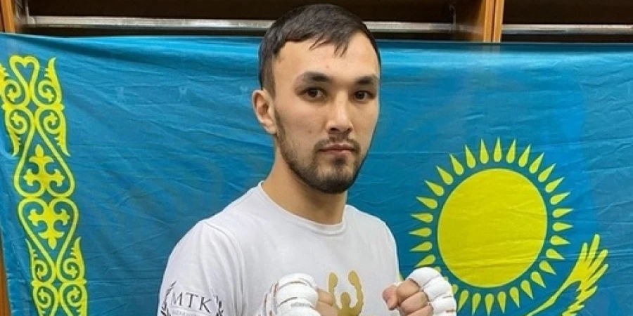 Бектас Касенай өзбекстандық боксшымен жұдырықтасады