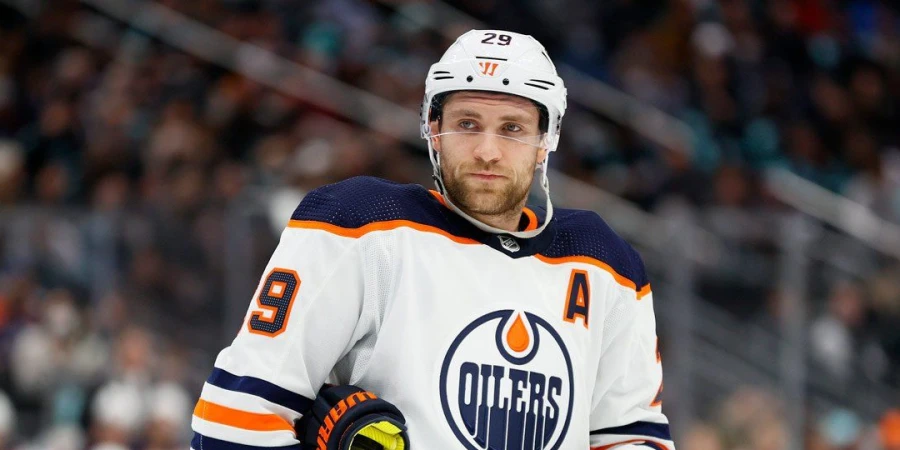Леон Драйзайтль повторил рекорд двух легенд НХЛ в «Эдмонтоне»