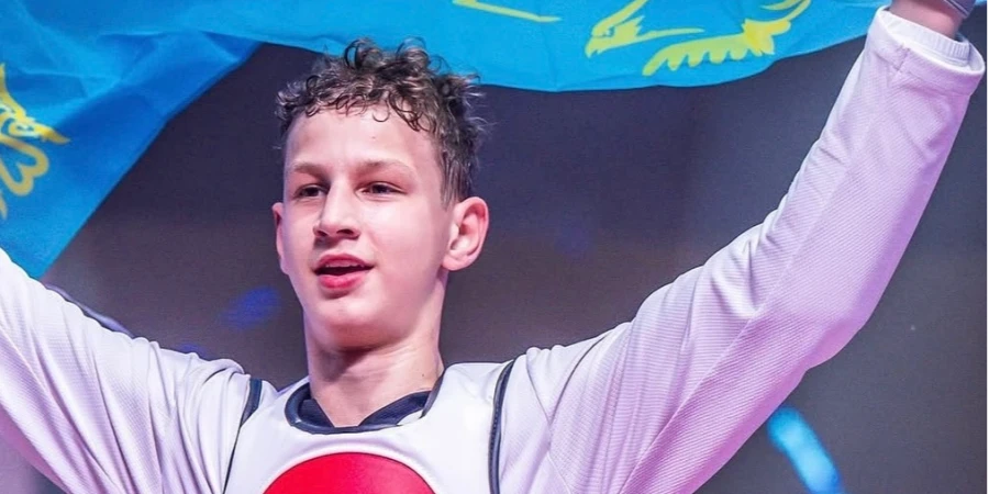 Хамзаальпер Ромашкин таеквондодан жасөспірімдер арасындағы әлем чемпионатында алтын медаль иеленді