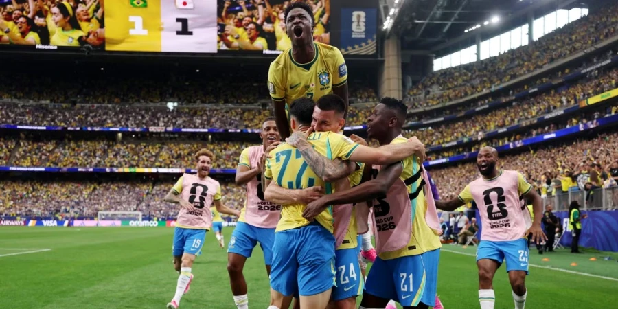 Камбэк и драма
