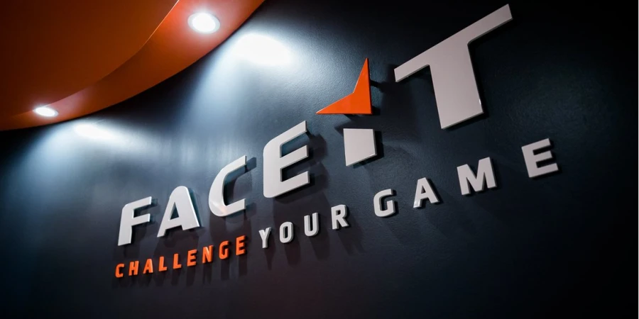 FACEIT 2.0: новый формат FPL, улучшенная борьба со смурфами и клубы