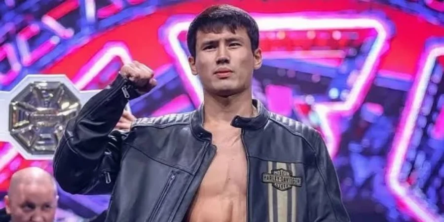 Видеообзор нокаута Токтара в бою с Исроиловым на турнире International Boxing Day