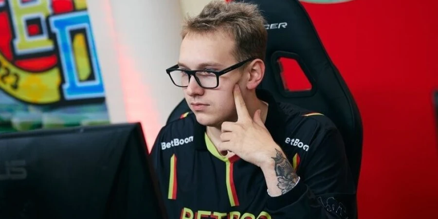 Игрок BetBoom Team поделился секретами выбора аспектов в 7.39d