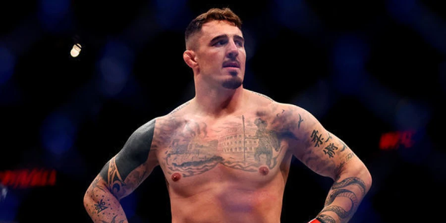 Экс-чемпион UFC раскритиковал Аспиналла за публикацию личного разговора