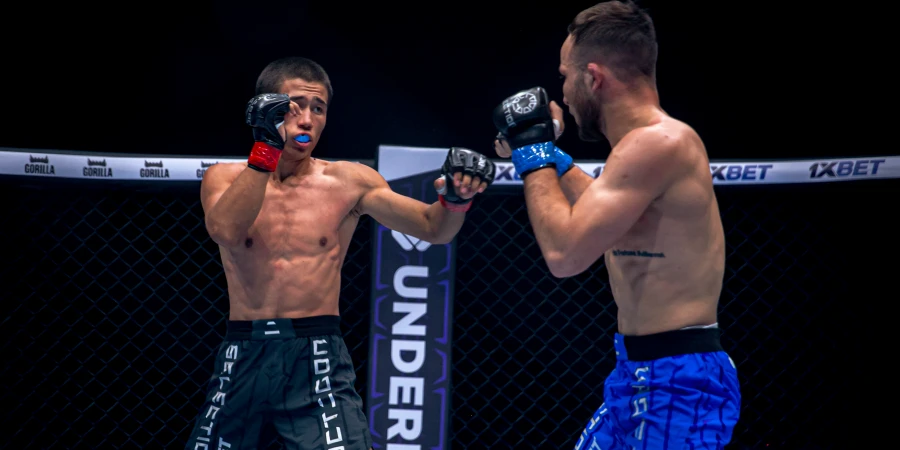 Казахстанский боец отправил соперника в тяжелый нокаут в OCTAGON