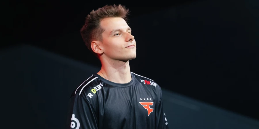 Игрок FaZe — о Twistzz: «Он вдохновляет всю команду»