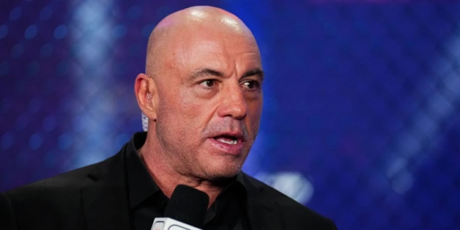 Роган предложил добавить бой Евлоева в кард у Белого дома