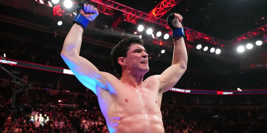Мэлотт победил Бакли нокаутом в главном бою турнира UFC в Эдмонтоне