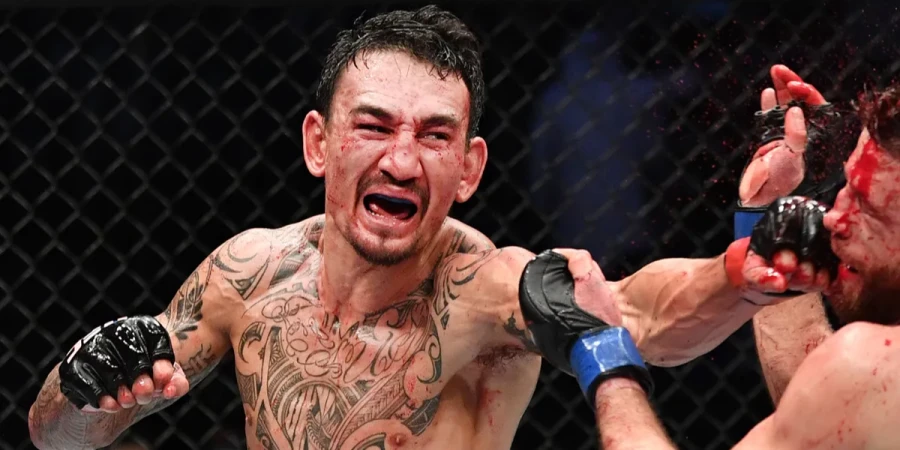 Экс-чемпион UFC Макс Холлоуэй назвал бойца, который бьет сильнее Топурии