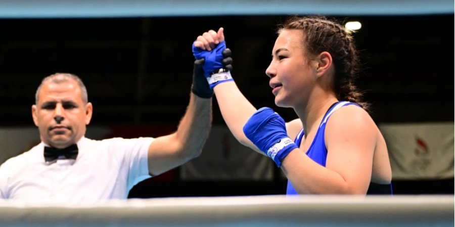 Казахстанская боксерша вышла в финал чемпионата Азии и гарантировала себе медаль