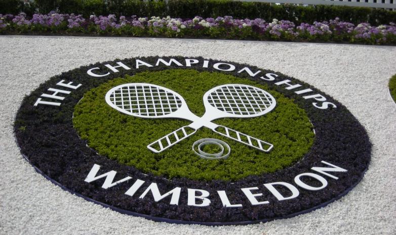 Зеленая, зеленая трава...(с) Теннис. Wimbledon