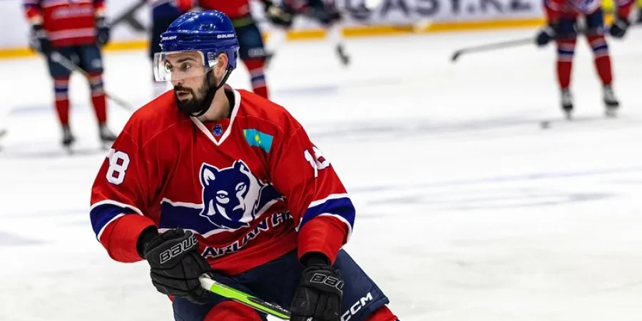 Форвард сборной Казахстана перешел в «Барыс»