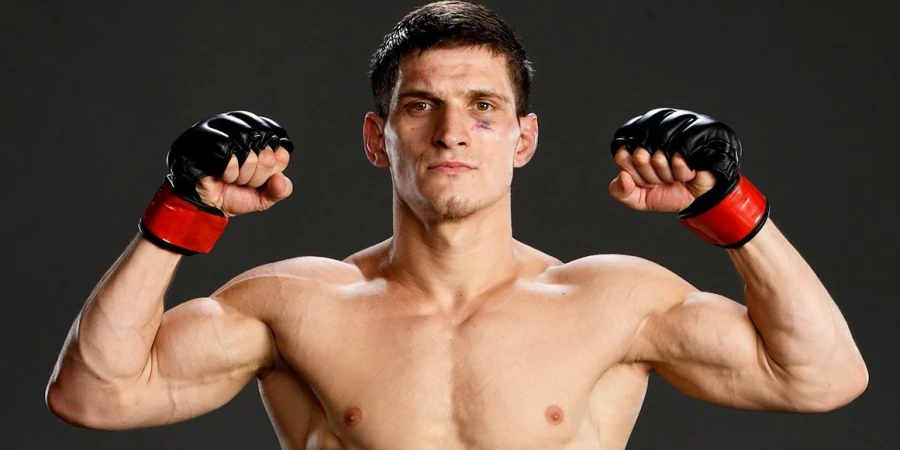 Мовсар Евлоев заинтриговал фанатов намеком на следующий бой в UFC