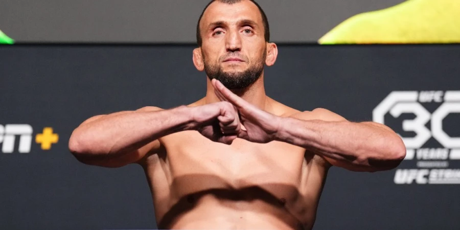 Муслим Салихов отправил Карлоса Леала в глухой нокаут на UFC on ABC 9