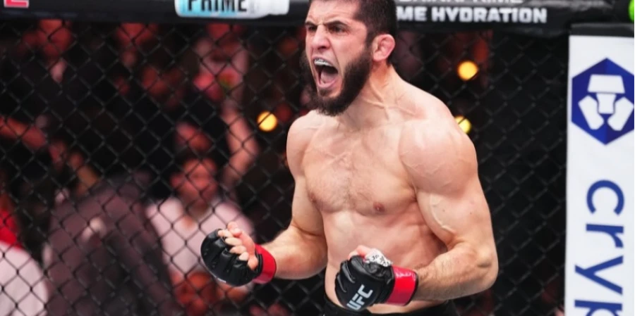 Глава UFC назвал условие для признания Махачева величайшим