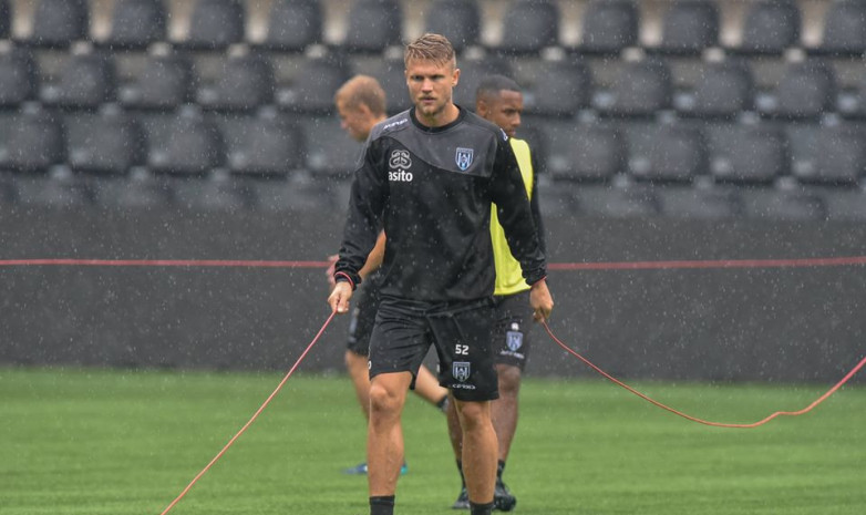 Дебют Меркеля в Эредевизи и возвращение Лео в «Спортинг»