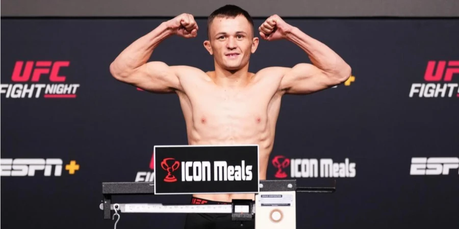 Полное видео первой победы Бекзата Алмахана в UFC