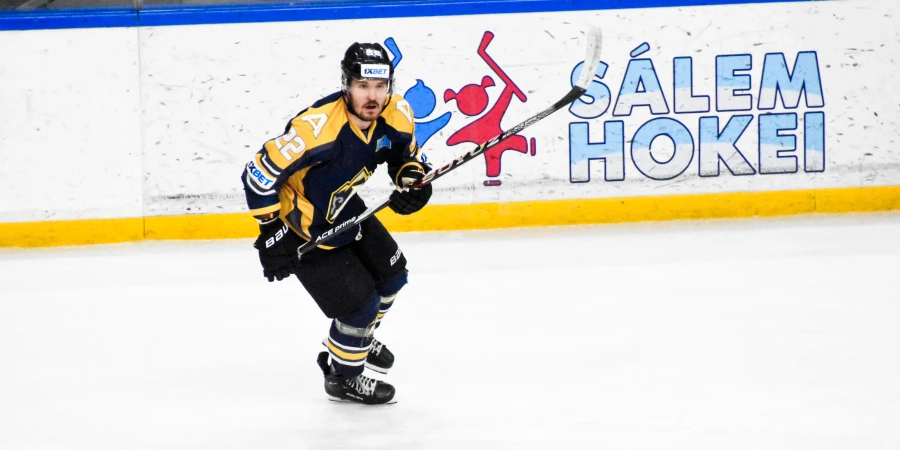 Актобе – Арлан, Горняк – Иртыш, Алматы - Сарыарка. Прямая трансляция матчей чемпионата Казахстана