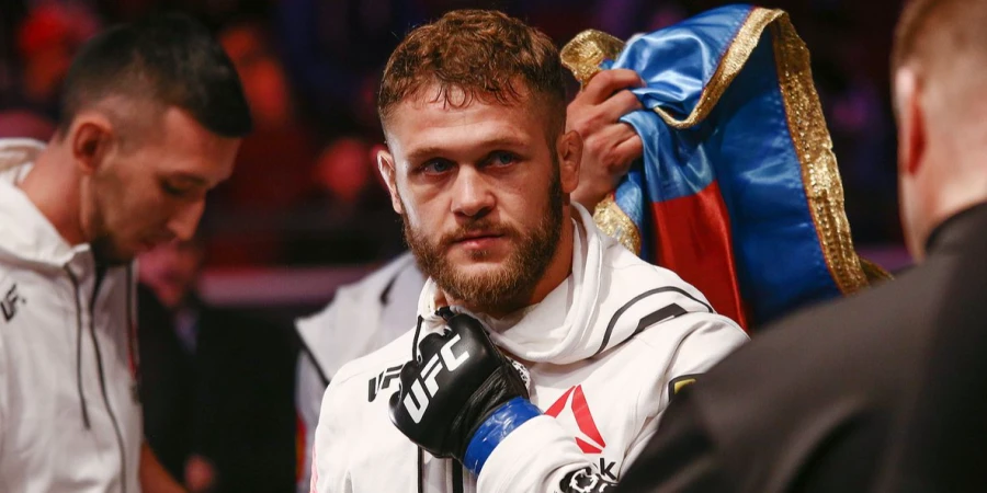 «Подраться с ним было бы чудом». Уроженец Казахстана из UFC оценил слухи о поединке с Порье