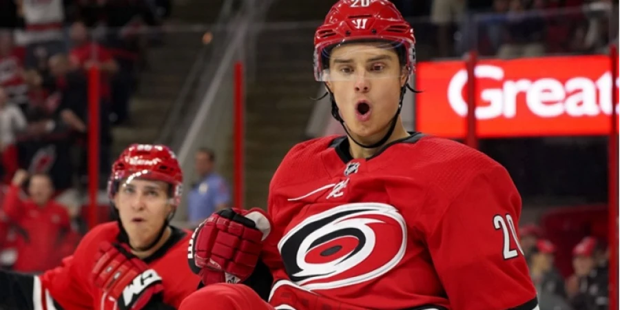 НХЛ. Каролина Харрикейнз — Оттава Сенаторз. Американо-канадская разборка: «Ураганы» vs «Сенаторы». Прямая трансляция