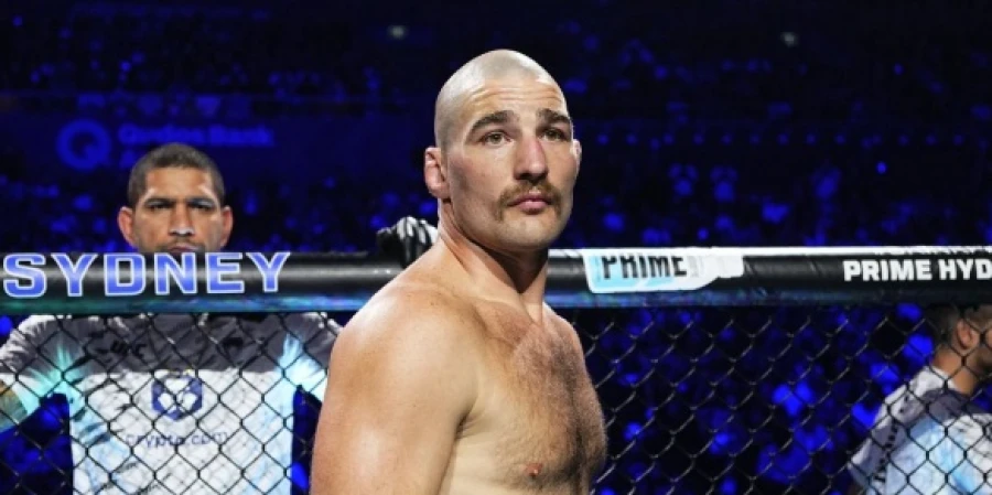 Новый чемпион UFC прокомментировал возможный бой против легенды