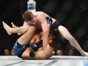 UFC 329. Кори Сэндхаген — Марио Баутиста: интригующее стилистическое противоборство