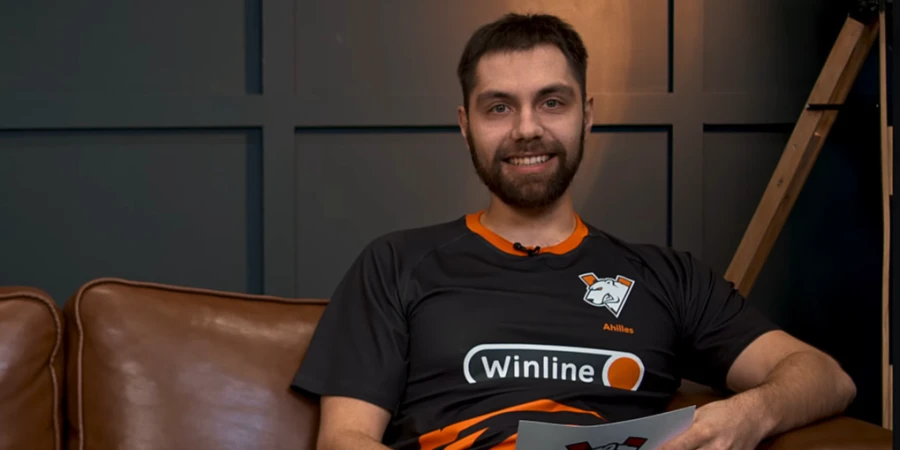 Ahilles раскрыл закулисье 1win Team: конфликты, запреты и «бунт» на буткемпе