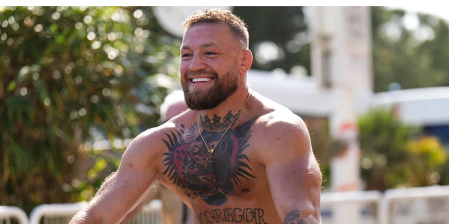 Врач поставил под сомнение заявление лиги UFC о травме Макгрегора