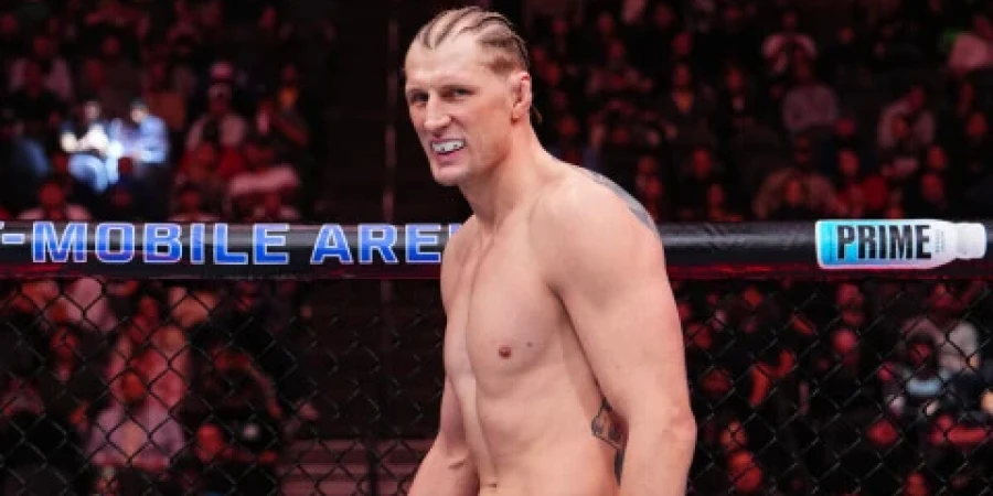 Волков нацелился на бой с Кортесом-Акостой за временный пояс UFC