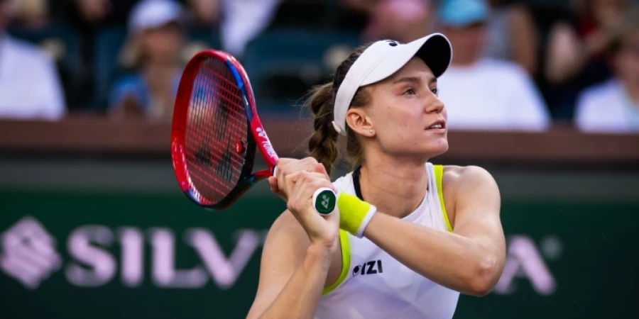 Рыбакина обыграла пятую ракетку мира и повторила рекорд легенд WTA