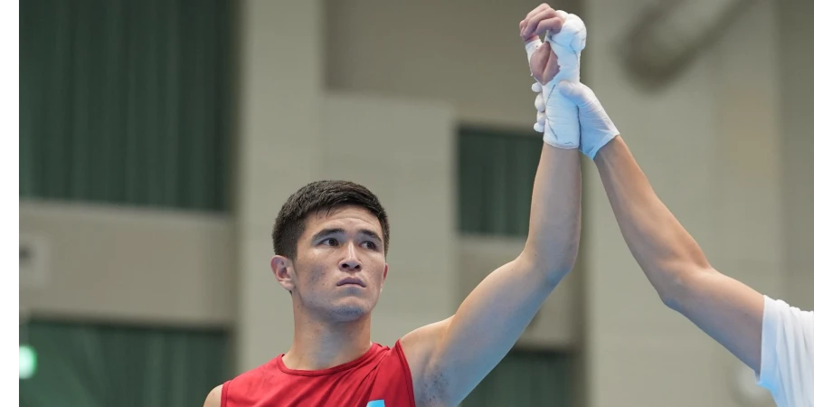 Чемпион мира Торехан Сабырхан вышел в финал Азиады