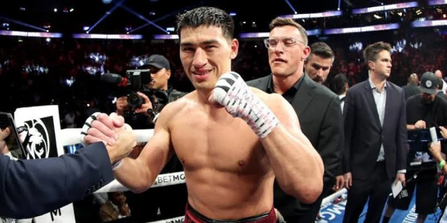 Дмитрий Бивол көктемнің соңында шаршы алаңға оралады