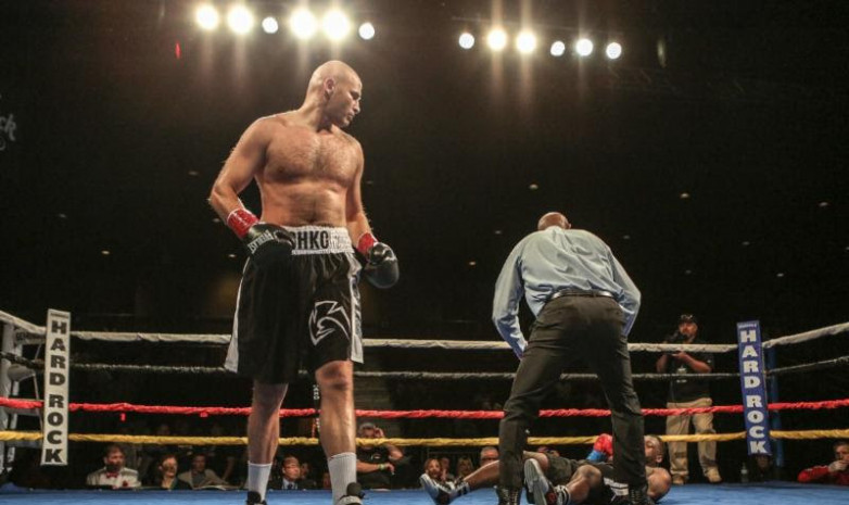 Видео девятого победного боя Дычко на профессиональном ринге