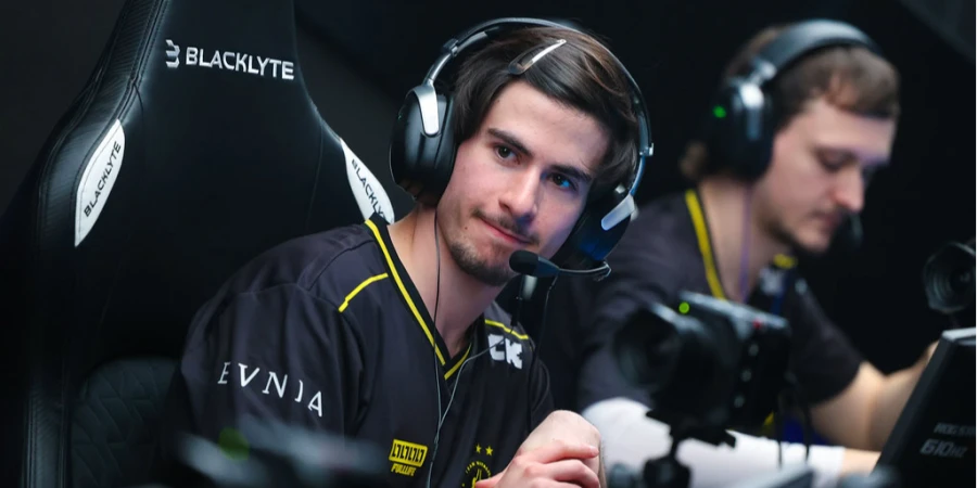 FlameZ считает команду с казахстанским тренером ближайшим соперником Vitality