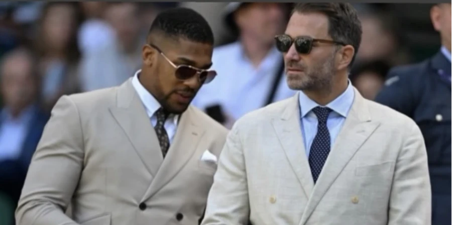 Бой Джошуа и Фьюри сорвался? Промоутер сделал заявление