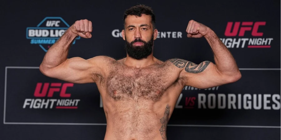 Де Риддер нокаутировал Долидзе на турнире UFC Fight Night 285