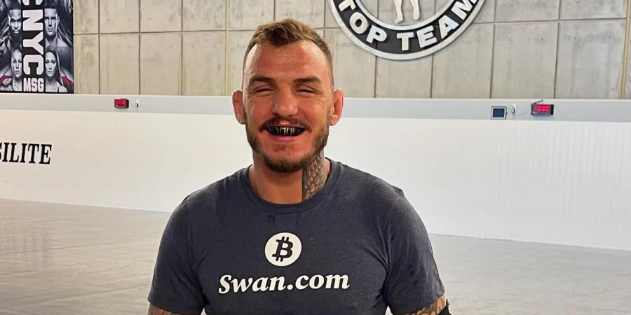 Экс-претендент на чемпионство в UFC оценил шансы в бою Махачева и Маддалены