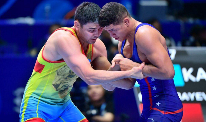 Азамат Кустубаев прошел в 1/8 финала чемпионата мира в Нур-Султане