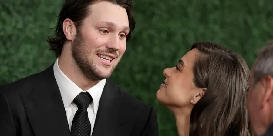 Хейли Стейнфилд откровенно о любви и семье